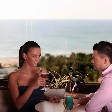 Отель Dobrudja Албена